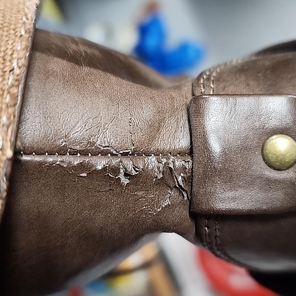 Steve Madden Awoll | Womens Size 7 - Picture 9 of 9